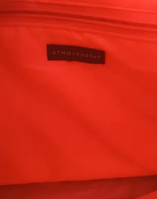 Bolso coral Atmosphere.  Como nuevo