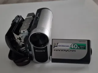 Camara sony  mini dv DCR-HC37E