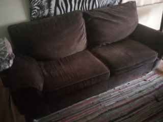 Sofá 2 o 3 plazas marrón con reposabrazos