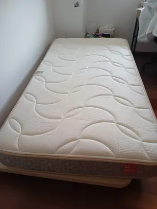 Colchón 105 cm casi nuevo