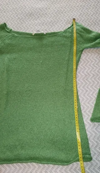 Jersey Bershka verde talla L