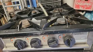 Hornilla de gas 4 fuegos bar-restaurante