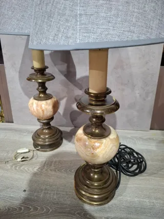 Pareja de lámparas de mesa