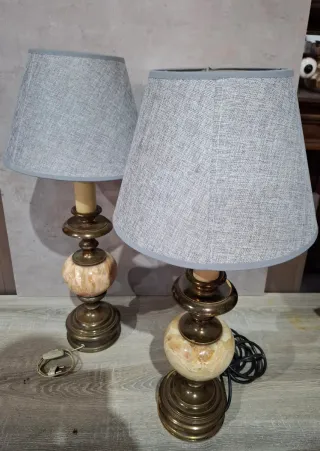 Pareja de lámparas de mesa