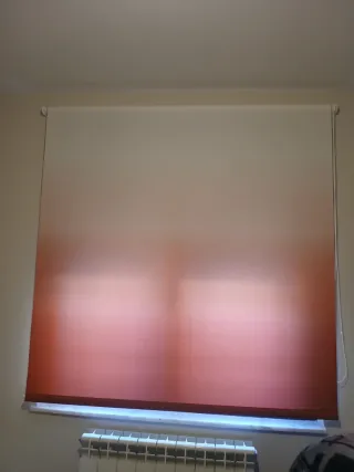 Estor enrollable degradado beige y rojo