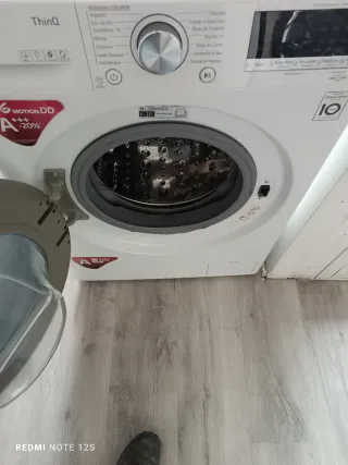 Lavadora LG ThinQ Direct Drive 9kg Reacondicionada