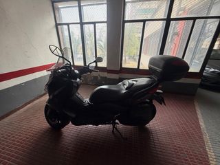 Yamaha XMAX 400 ABS