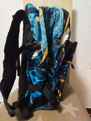 Mochila escolar con diseño