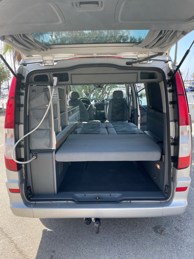 Alquiler furgoneta camper Mercedes