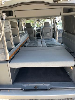 Alquiler furgoneta camper Mercedes