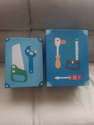 2 Cajas de almacenaje. Nuevas. Tamaño en etiquetas