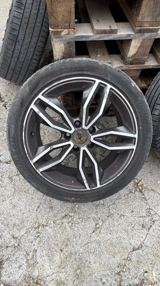 Se vende Llantas MZW 17 pulgadas