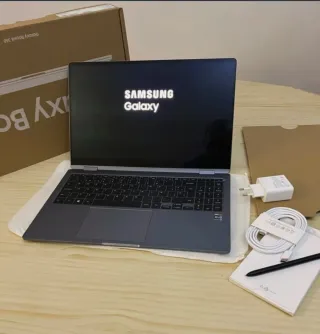 Samsung Galaxy Book4 360 Gris 512GB 8GB RAM