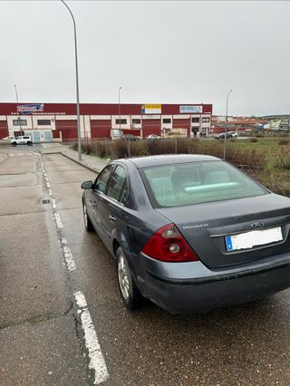 Ford Mondeo 2004