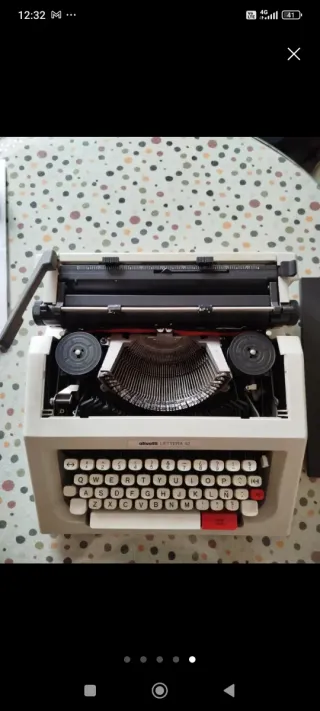 Máquina de Escribir Olivetti Lettera 42