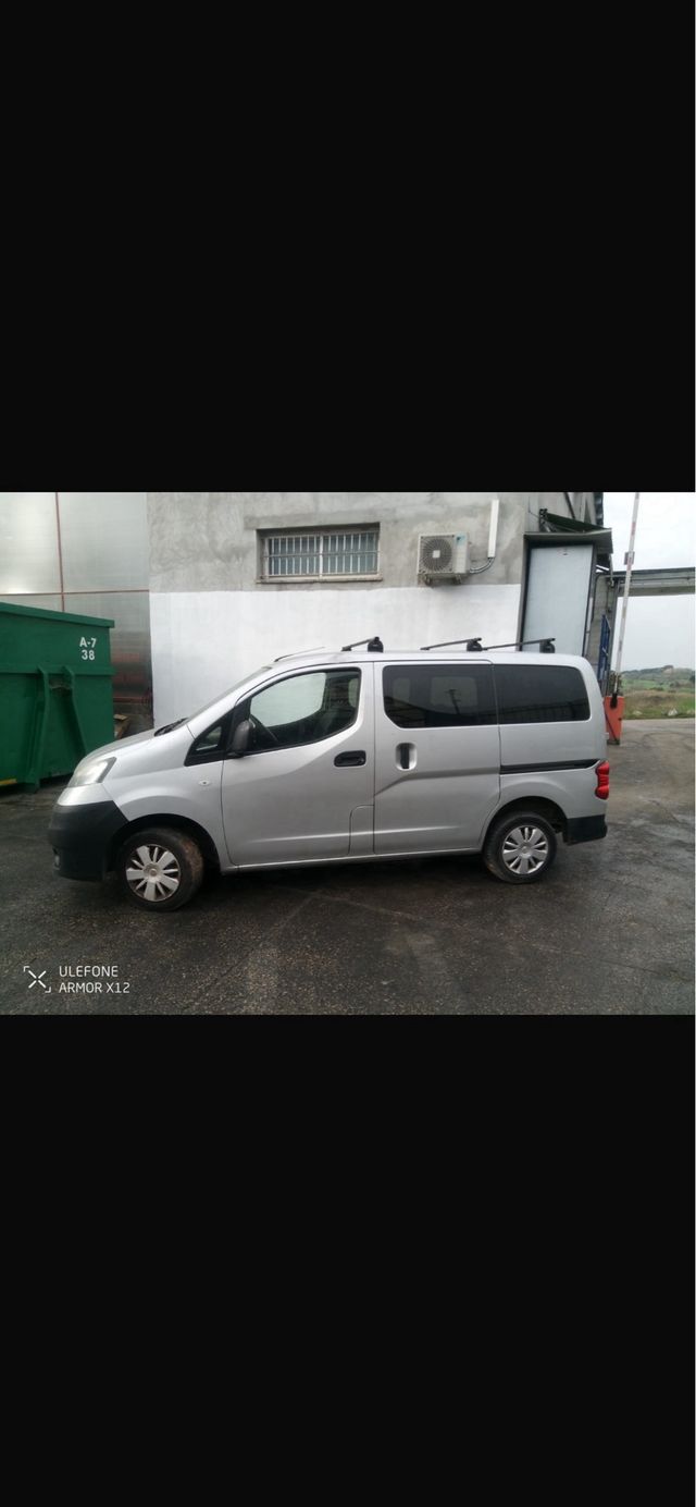 Despiece Nissan NV200 carroceria (m20)