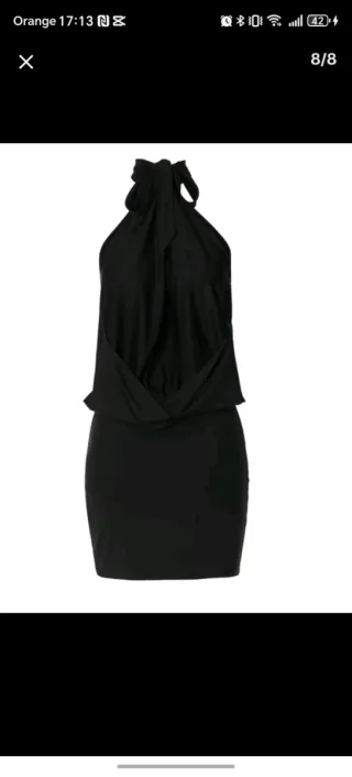 Vestido negro espalda descubierta