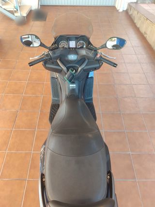 Kymco Grand Dink 300i ABS
