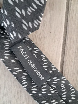 Cravatta uomo FACIT nuova