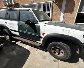 Nissan 45718 piloto del izq 26115vb129 patrol 3.0