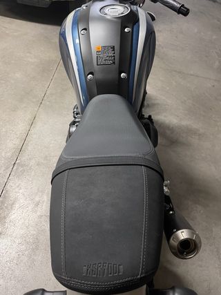 Yamaha XSR 900 Azul y Negra