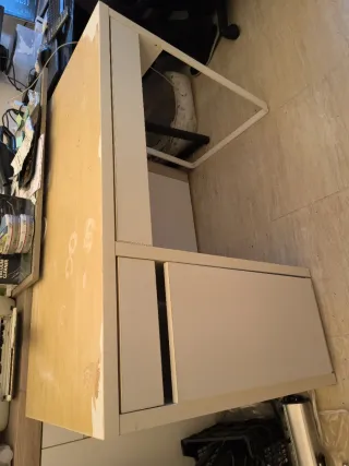 Escritorio madera y metal