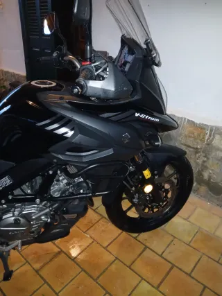 Suzuki V-Strom 650