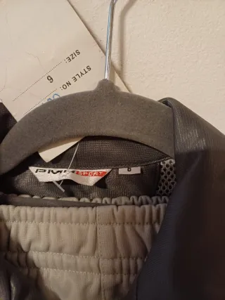 Set : tuta e camicia per bambino di 6-7 anni