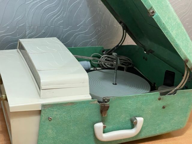 Tocadiscos Silvertone Vintage