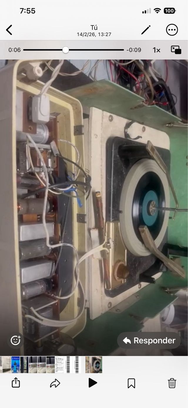 Tocadiscos Silvertone Vintage