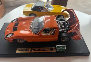 Ferrari 365 GTS e Lamborghini Miura scala 1:18