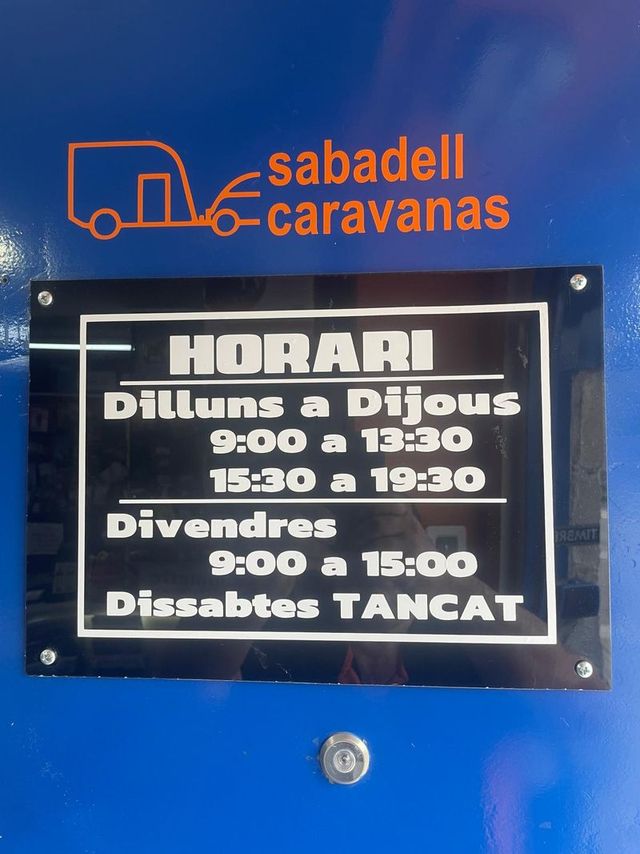 Dos Llanta 13”.  Centrada remolque