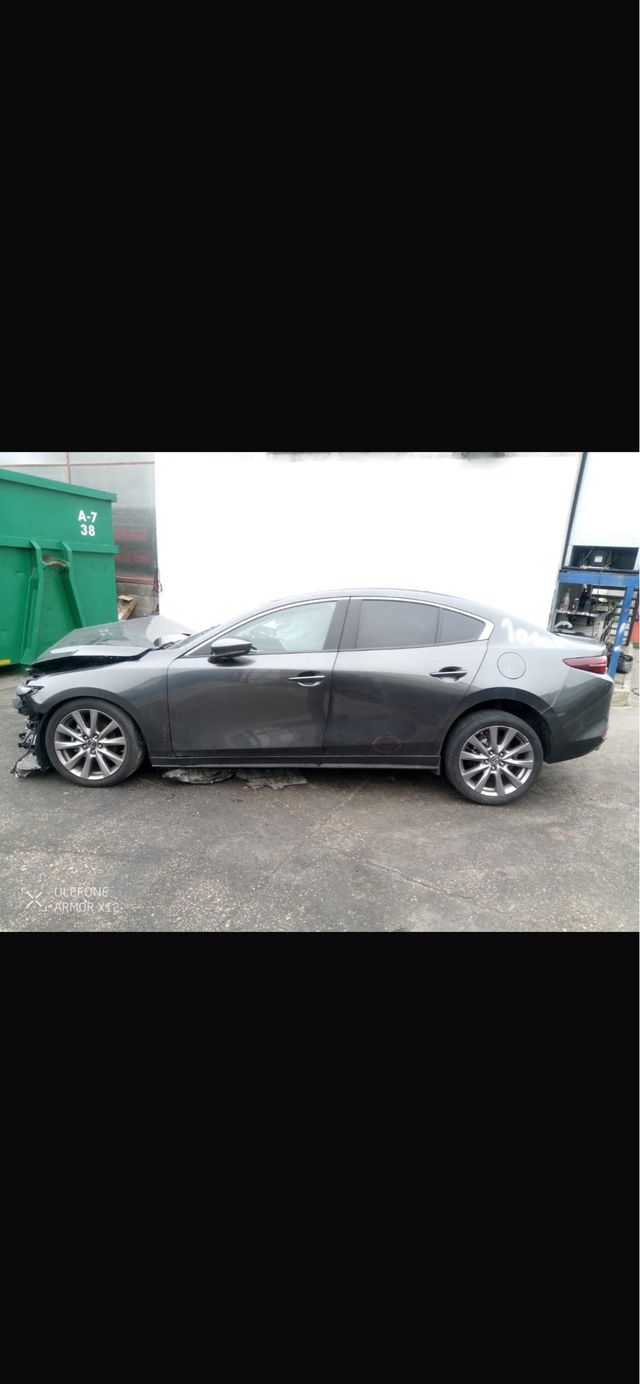 Despiece Mazda 3 Sedán carroceria (bp)