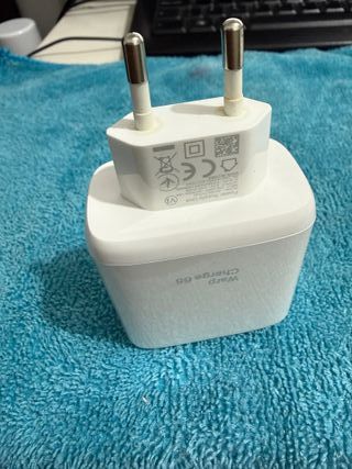 Cargador OnePlus Warp Charge 65w
