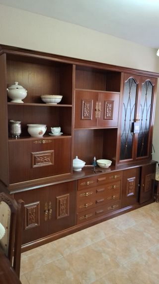 Mueble de salón clásico madera maciza