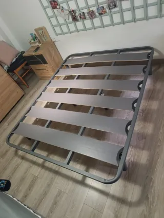 Somier Matrimonio Metal y Madera.