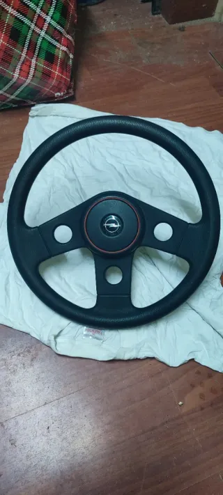 Volante Opel Corsa GSI