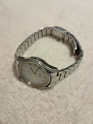 Reloj Q&Q Quartz Pulsera Mujer Plata