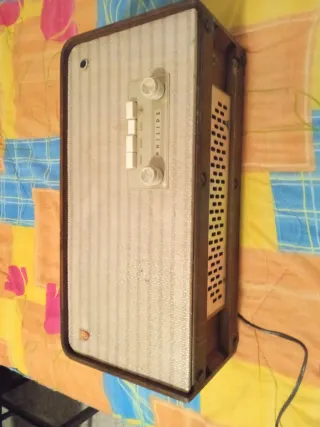 Radio Philips Antigua