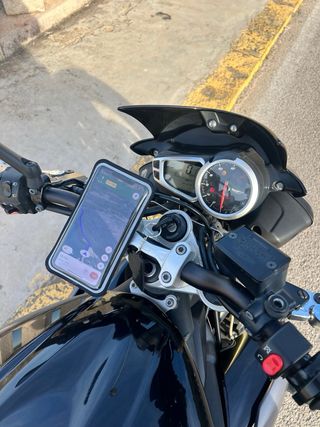 Triumph Street Triple 675 Negra