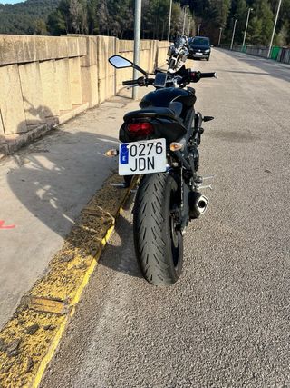Triumph Street Triple 675 Negra