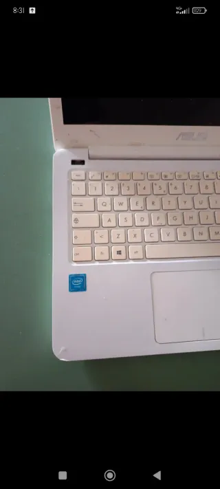 Notebook Asus E402S Bianco PC portatile laptop