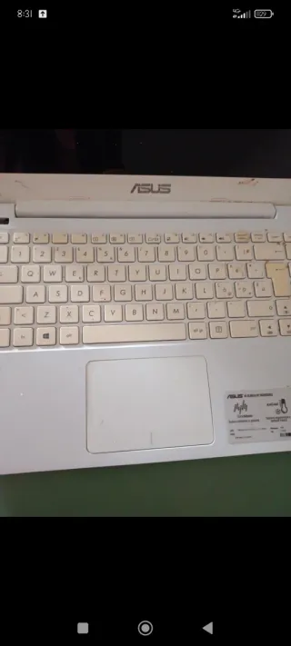Notebook Asus E402S Bianco PC portatile laptop
