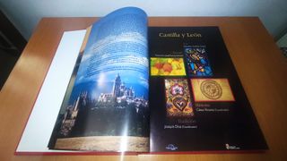 Lote 4 tomos Gran Formato de “Castilla y León”