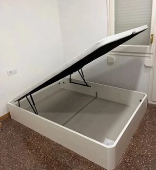 Canapé nuevo de fábrica