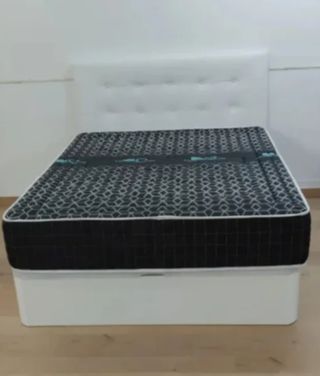 Canapé nuevo de fábrica