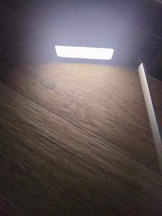 Flexo de estudio LED negro y plateado