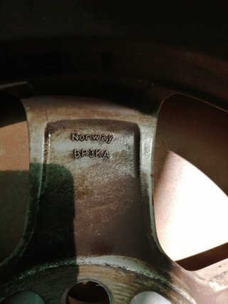 Llantas Volvo 195/65R15.
