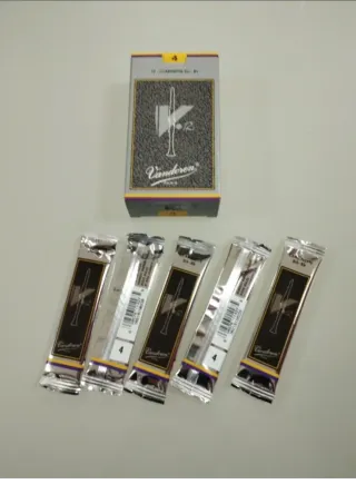 5 Cañas Clarinete V12 n°4 *NUEVAS*