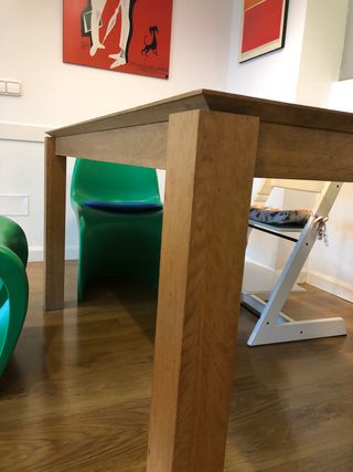 Mesa de comedor de roble de madera maciza